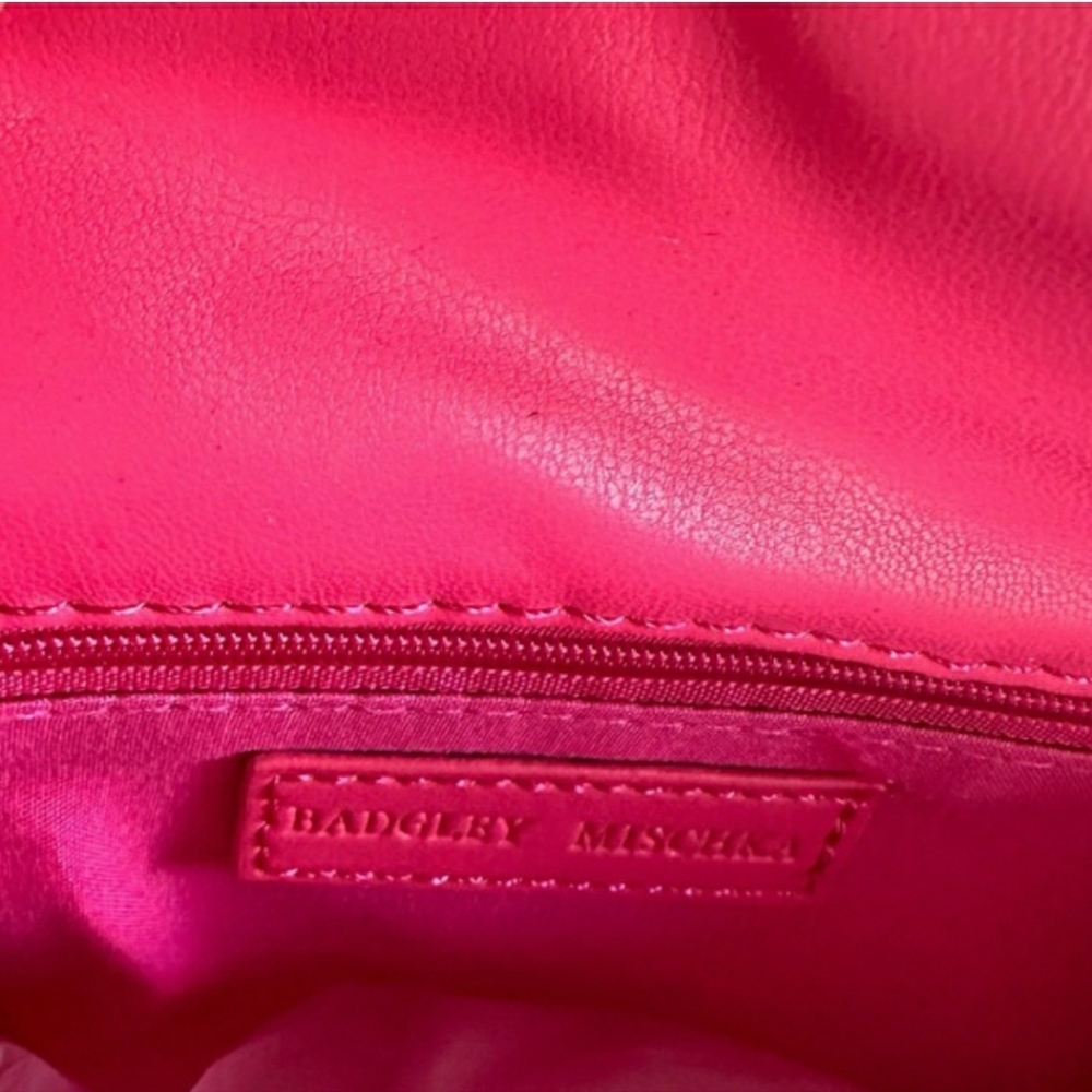 Badgley Mischka Pink Chevron Quilted Crossbody (Retail $149) NWT! - Picture 6 of 11